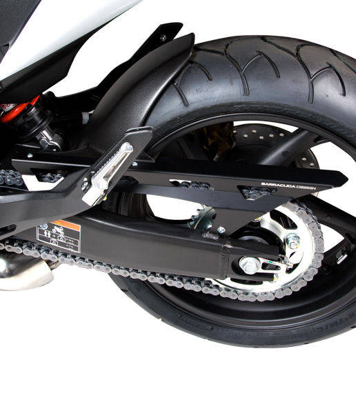 REAR FENDER