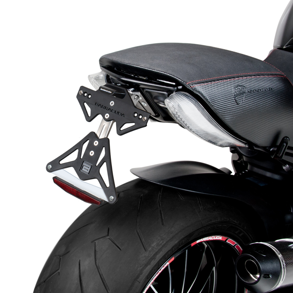 SUPPORT DE PLAQUE DUCATI DIAVEL